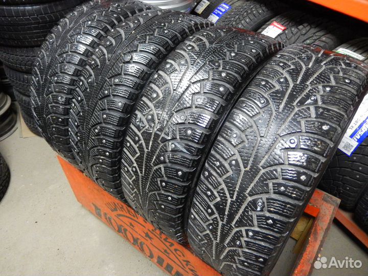 Nokian Tyres Hakkapeliitta 5 SUV 215/65 R16