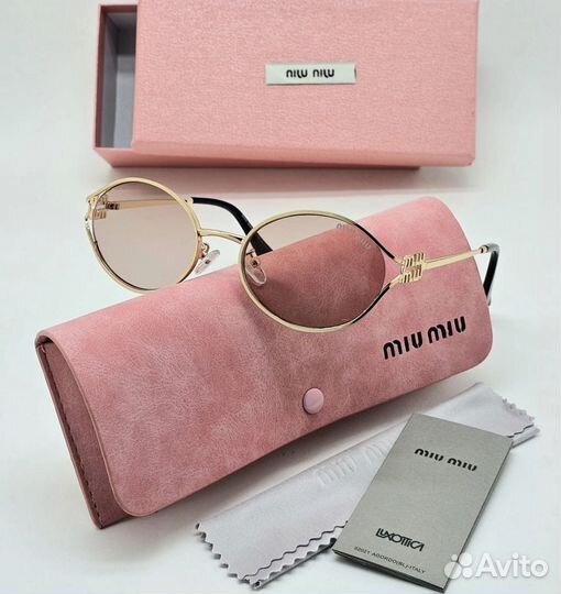 Солнцезащитные очки miu miu