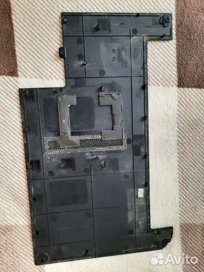 Ноутбук Samsung np305v5a (корпус)