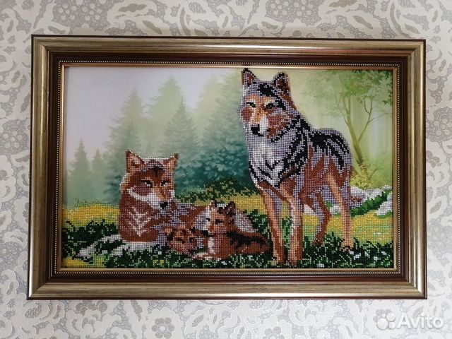 Картина вышитая бисером