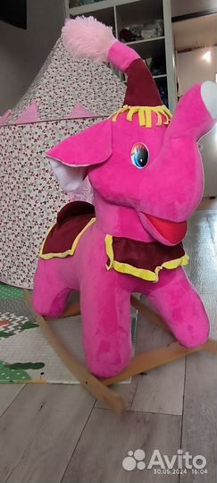 Детская качалка слоник