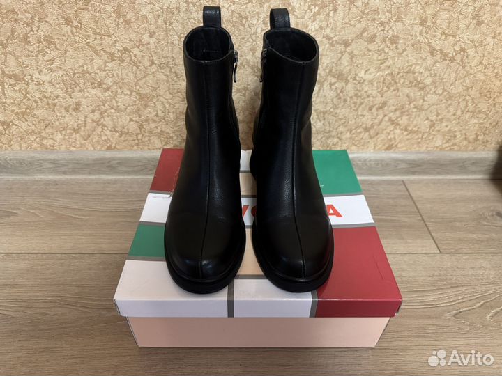 Ботинки демисезонные