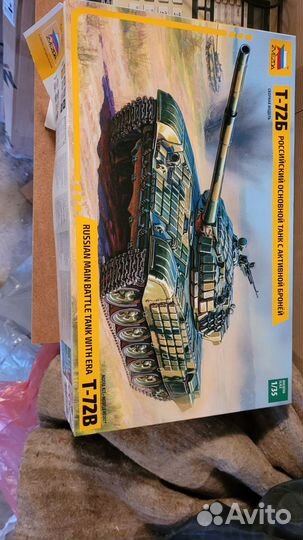 Модель танка Т-72Б 1/35