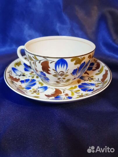 Чашка с блюдцем вербилки