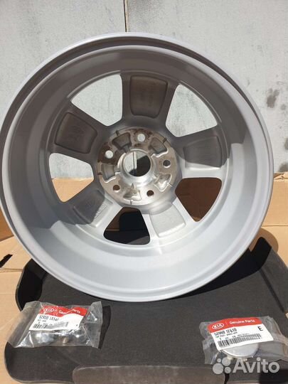 Диск колесный R15 Kia Cerato новый оригинал