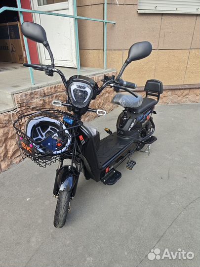 Велосипед скутер с педалями электро 500W