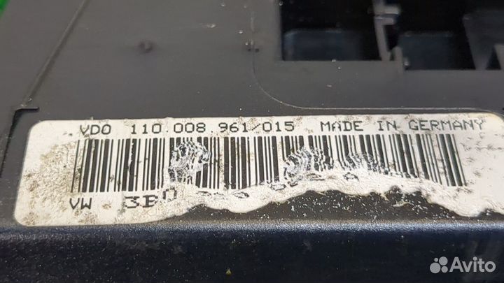 Щиток приборов Volkswagen Passat 5, 1999