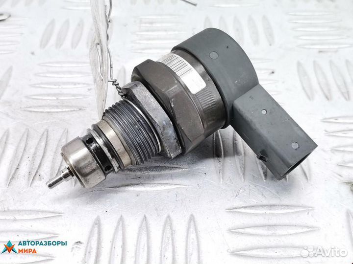 Регулятор давления топлива BMW 3 E46 2003