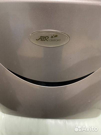 Очиститель и увлажнитель воздуха