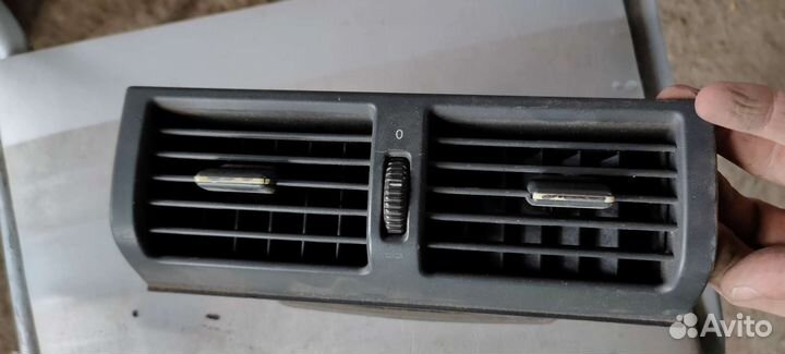 Дефлектор воздуха Mercedes E-Class W210