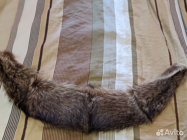 Меховой воротник из натурального енота