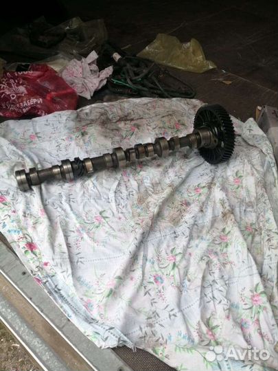 Распредвал на двигатель 4216