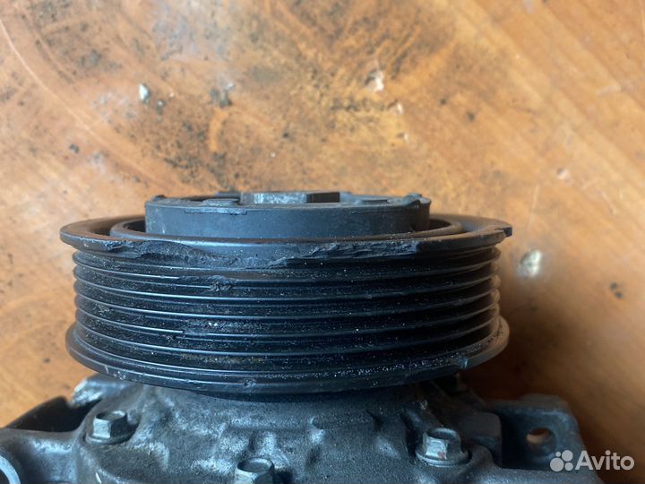 Компрессор кондиционера vag 5no820803F