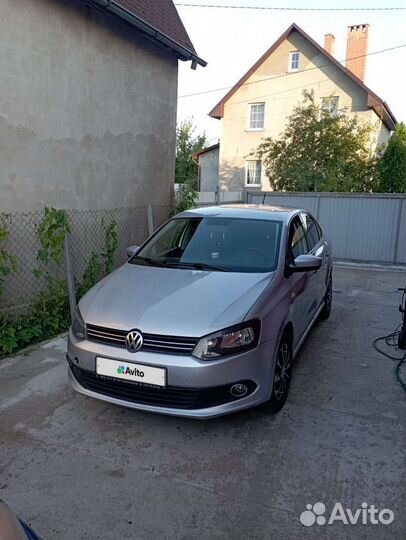 Volkswagen Polo 1.6 AT, 2011, 203 000 км