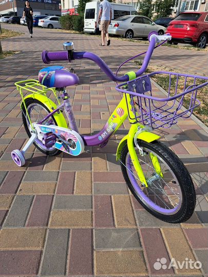 Детский трехколесный велосипед