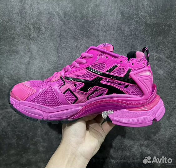 Кроссовки Balenciaga Runner Pink/Black Sneakers