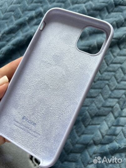 Чехол на iPhone 11