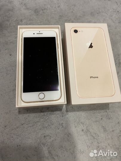 Телефон iPhone 8 64 gb