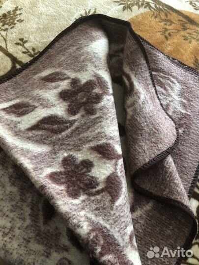 Одеяло шерстяное 1,5 спальное