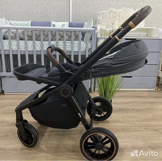 Коляска новая Carrello Epica