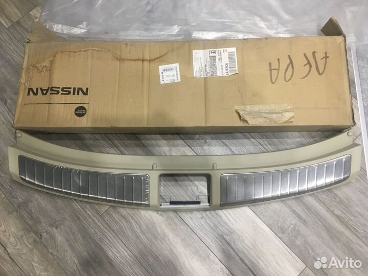 Облицовка багажника Infiniti FX/QX70 с2008