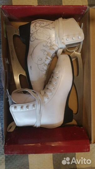 Коньки женские