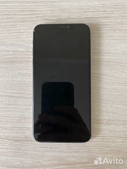 Телефон iPhone X 64gb