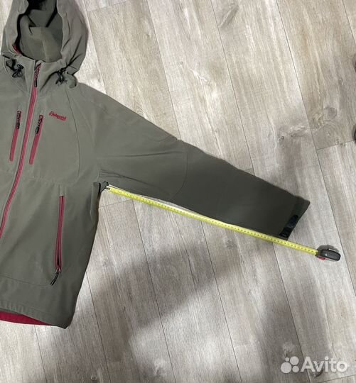 Куртка Bergans softshell