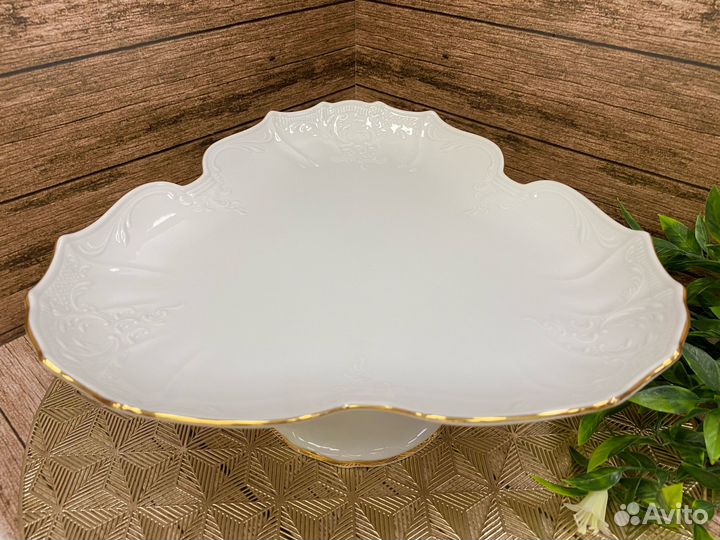 Поднос треугольный н/н 