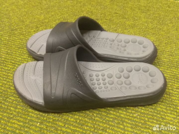 Crocs Reviva