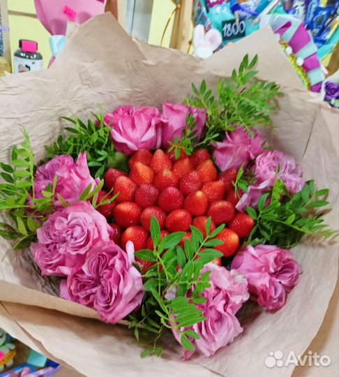 Клубничные букеты