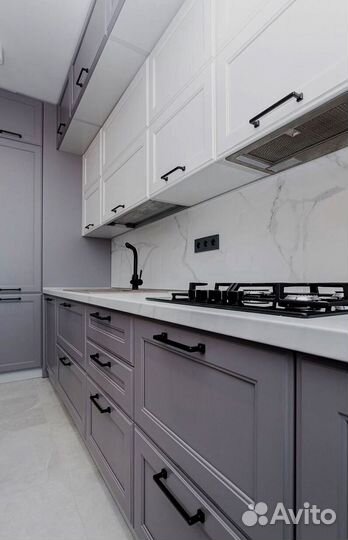 Кухонный гарнитур угловой в потолок на заказ