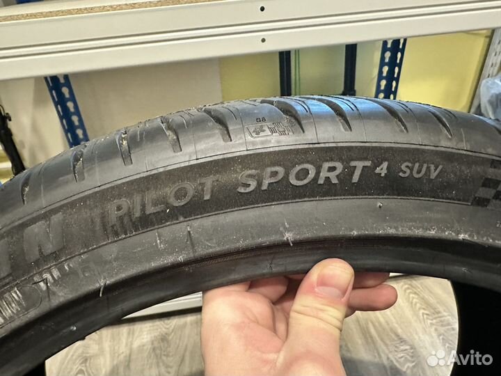 Michelin Pilot Sport 4 SUV 275/35 R23 и 315/30 R23 108Y