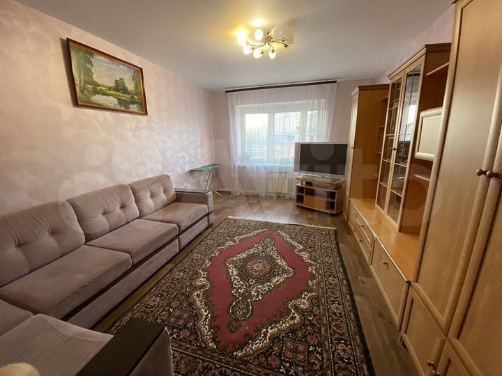 2-к. квартира, 65 м², 4/9 эт.