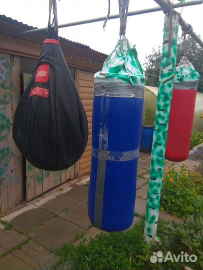Боксерские мешки и груши