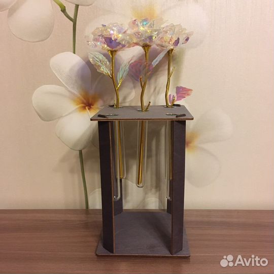 Креативная ваза, дерево и стекло