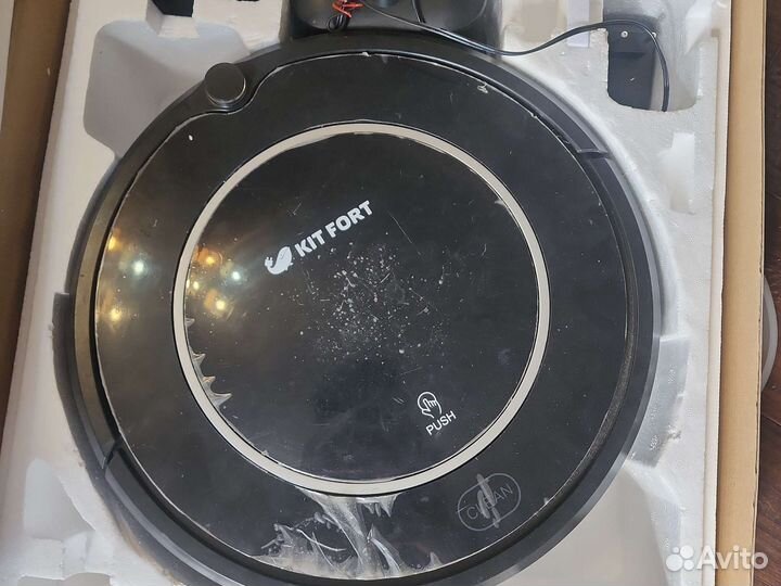 Робот пылесос Kit Fort кт 504