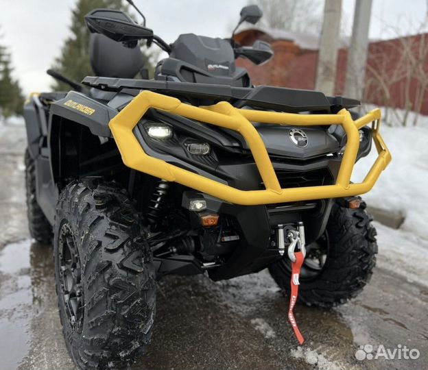 Квадроцикл BRP Can-Am Outlander MAX XT-P 1000R