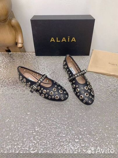 Черные балетки Alaia кожа с перфорацией