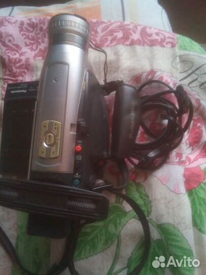 Кассетная видеокамера бу