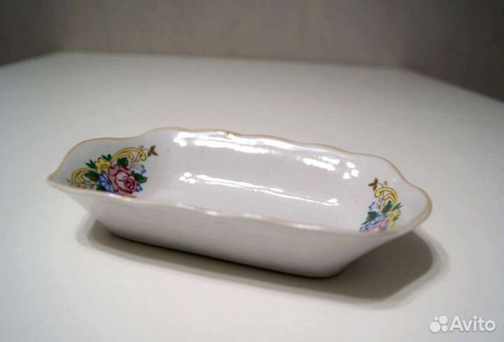 Тарелки 24, 18 см