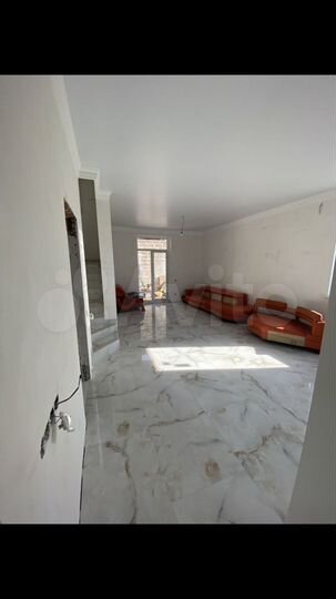 Дом 183 м² на участке 3,2 сот.