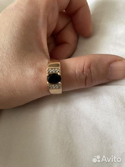 Мужская золотая печатка с бриллиантами и агатом