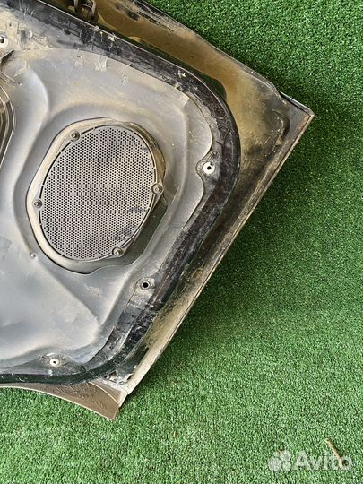 Дверь задняя левая Ford Maverick черная