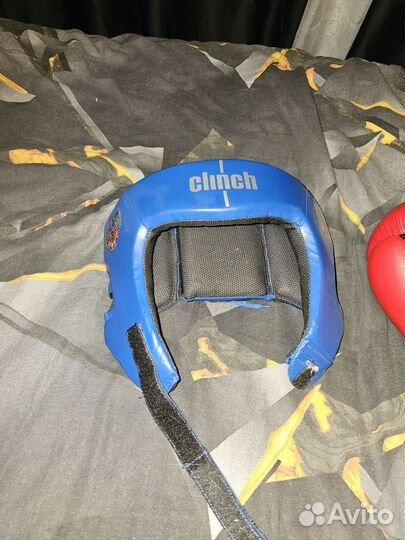 Боксерские перчатки 10 oz clinch