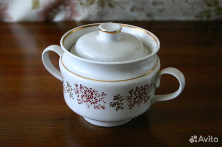 Заварочные чайники, емкости для сахара и варенья