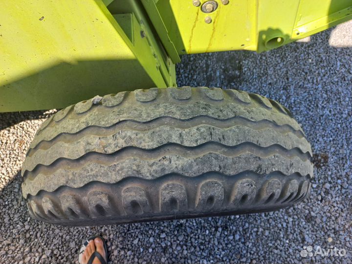 Пресс-подборщик Claas Rollant 46, 2002