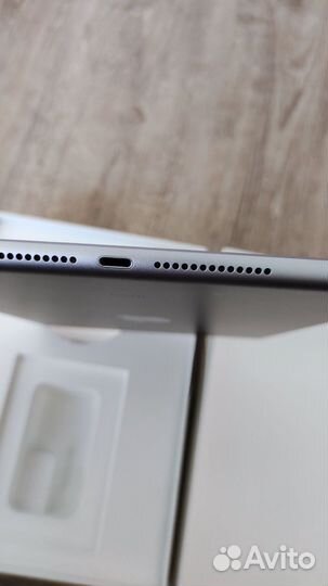 Apple iPad 6 2018 + pencil (128gb)