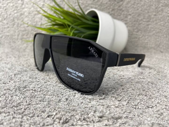 Солнцезащитные очки мужские armani