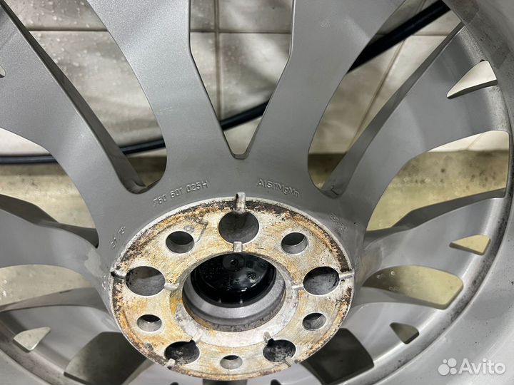 Оригинальные колеса VW Touareg